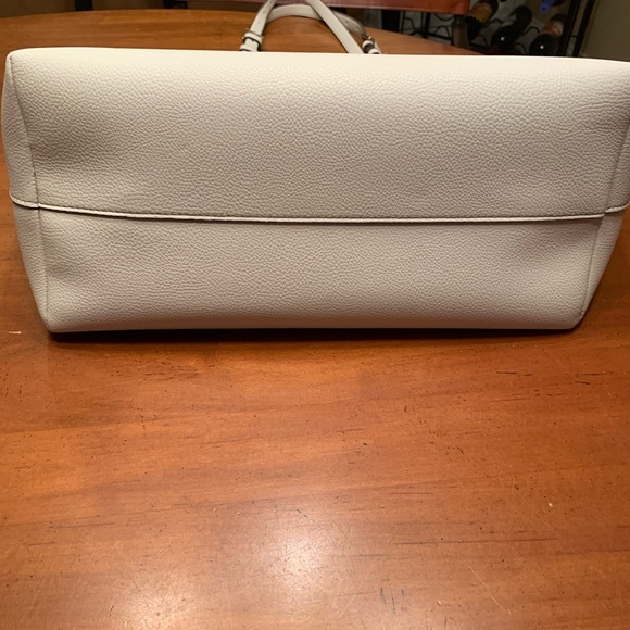 NWOT!! LAST CHANCE!! 👜 🎉ANTONIO MELANI LARGE TOTE— great for the office! - Picture 7 of 14